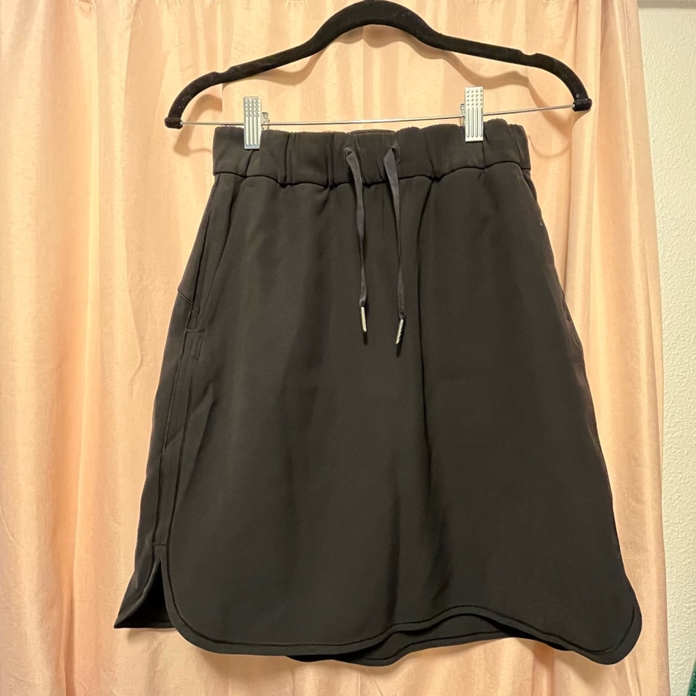 Lulu Lemon On The Fly Skirt